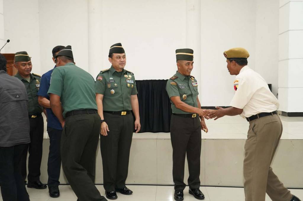 Pengarahan Danrem 084/BJ untuk Prajurit dan PNS Makorem Usai Cuti Hari Raya Idul Fitri 1445 H