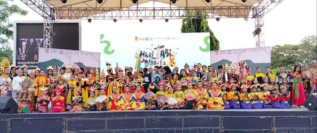 Semarak Acara Hari Tari Se-dunia Di Banjarbaru, Ini Harapan Kadis&nbsp;Disporabudpar