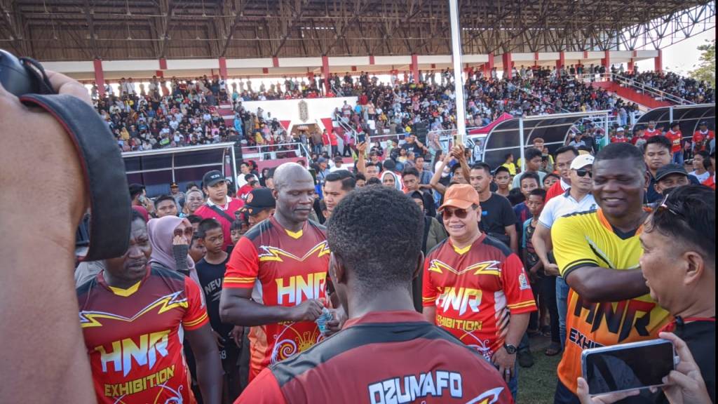 Pertandingan Persahabatan Club’ Asing All Star Vs Sampit Selection, Bupati Kotim Sampaikan Ini