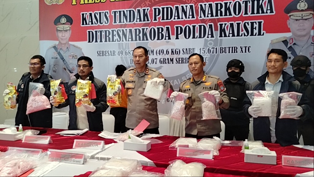 Fantastis, Ditresnarkoba Polda Kalsel Kembali Berhasil Ungkap Peredaran Sabu 49,6 Kg