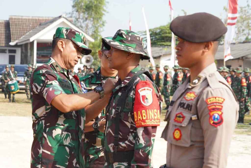 Operasi Teritorial TNI di Wilayah Kabupaten Bangkalan dibuka oleh Danrem 084/Bhaskara&nbsp;Jaya